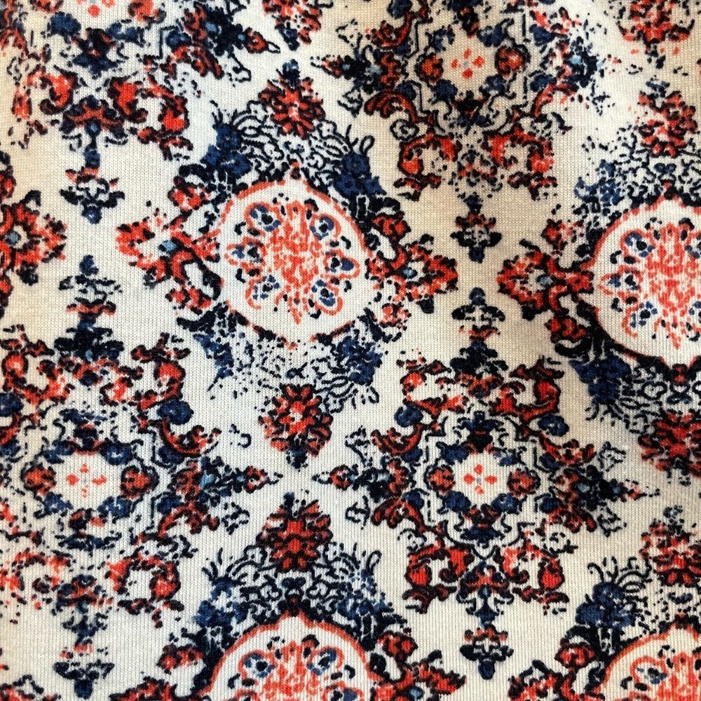 New Directions Abstract Pattern Off Shoulder Blouse Tshirt Blue Red Size XL - Picture 2 of 7